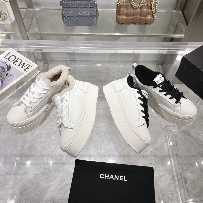 Ch**el sport shoes